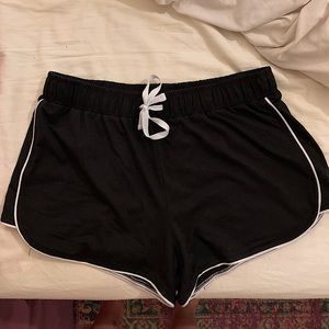 Comfy Black Shorts - sz. M